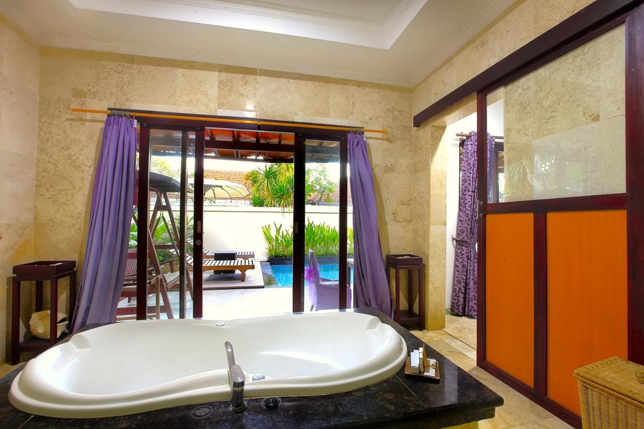 Private Pool Villas *